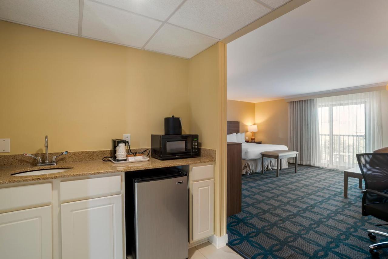 Best Western Plus Ocean City Exterior photo